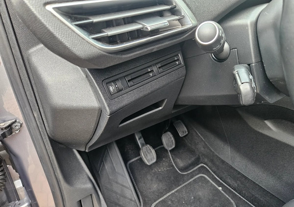 Peugeot 3008 cena 89900 przebieg: 77000, rok produkcji 2020 z Kozienice małe 254